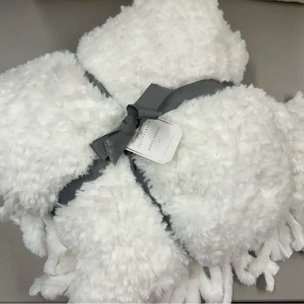 Monique Lhuillier Avryll Faux Fur Throw Blanket White Soft Woven Yarn Dyed NWT